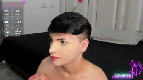 dylan_turner_ online show from February 18, 11:30 pm