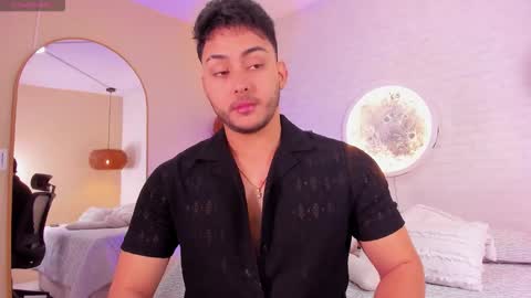 dylan_vega01 online show from March 19, 1:16 pm