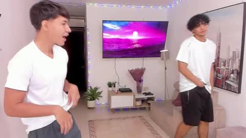 Mod Dylan Lilith Alan and  Drake online show from December 12, 1:28 pm