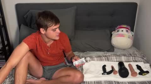 dylanfruits online show from September 24, 12:28 am