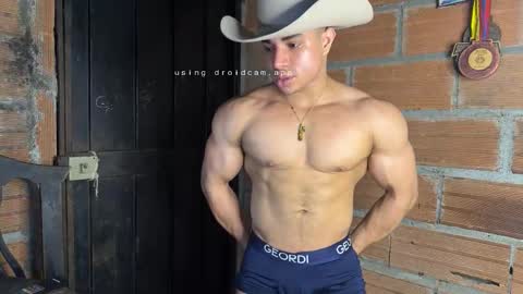 Dylangusss online show from January 12, 4:30 am