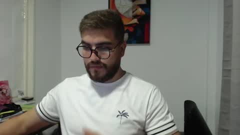 dylanhot10 online show from February 19, 1:18 am