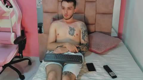 ---DYLAN--- online show from April 28, 2:38 am