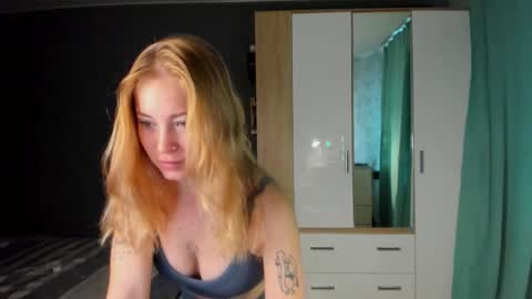 fansly - yourbestbaby online show from September 14, 4:15 am