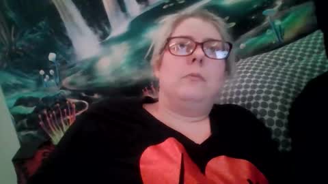 eandr6446 online show from December 16, 5:25 am