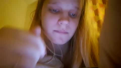 eannax online show from December 20, 11:12 pm