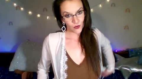 Briezy online show from February 11, 5:22 am