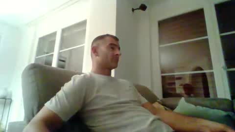 Snapshot of easystyle1 chatting on October 7, 7:21 pm Andrew online show from October 7, 7:21 pm