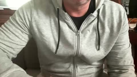 Snapshot of ebnk15 chatting on October 19, 7:35 am ebnk15 online show from October 19, 7:35 am