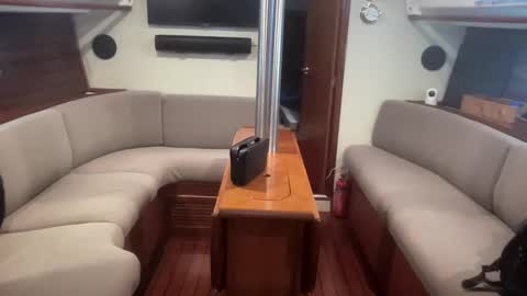 Snapshot of ebnk15 chatting on January 11, 8:43 am ebnk15 online show from January 11, 8:43 am