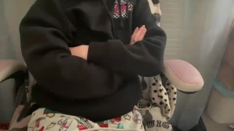 americnbarbie online show from March 3, 5:41 pm