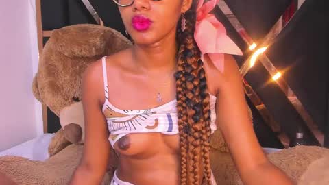 Luci  online show from February 27, 8:02 am