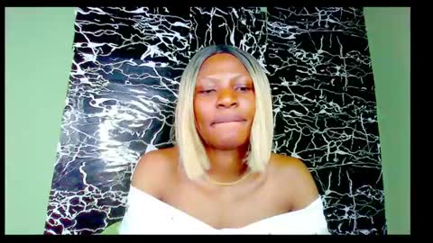 ebony_drip online show from December 23, 7:09 pm