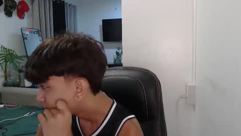 ebony_fuckboy online show from March 12, 3:16 pm