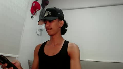 ebony_fuckboy online show from January 14, 7:33 pm