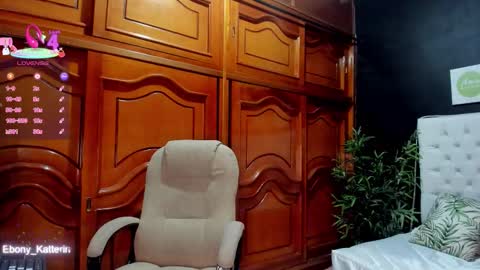 ebony_katterin online show from December 23, 11:16 am