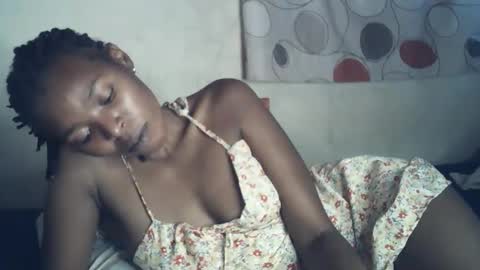 ebony_phoenix12 online show from December 17, 10:33 am