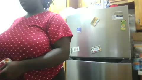 MistressNubian1 online show from January 31, 7:08 pm