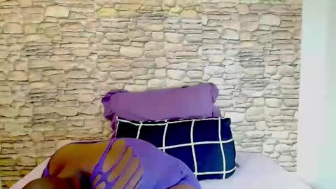 Cindy online show from May 1, 10:04 pm