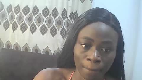 queen online show from October 9, 4:01 pm