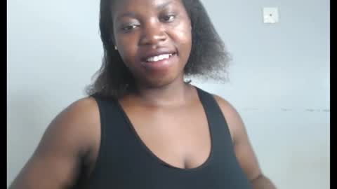 Snapshot of ebonyx_dripqueen chatting on October 31, 8:04 am Loveth online show from October 31, 8:04 am