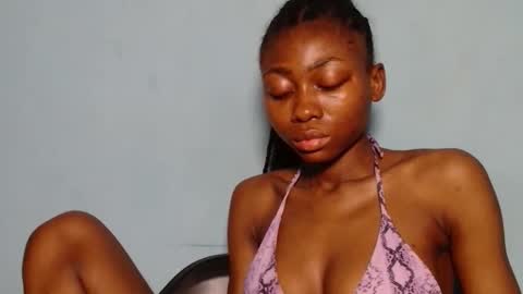 ebonyxxbabe online show from November 11, 4:03 am