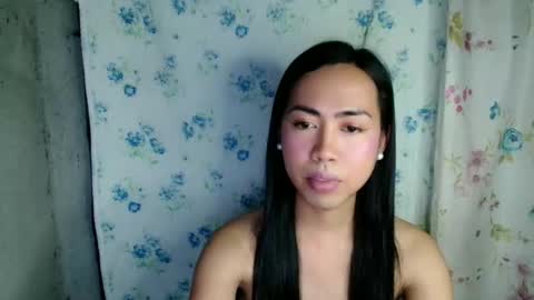 eddfox001 online show from April 9, 2:01 pm