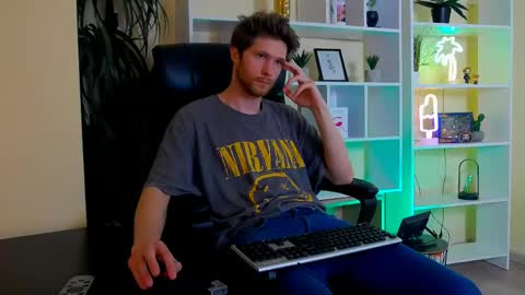 eddie_baker online show from May 21, 10:27 pm