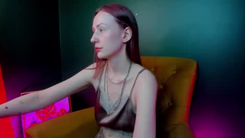 Alice Not in Chains 100-800PMGMT2 Mon Tue Wed Thu Fri online show from March 27, 11:33 am