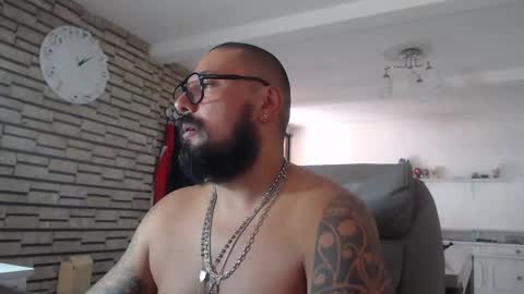 edgarram83 online show from September 20, 7:06 pm