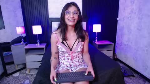 Edith online show from December 6, 10:57 pm