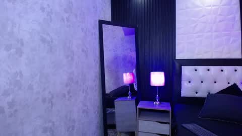 Edith online show from December 6, 7:50 pm