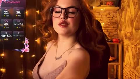 Snapshot of edithafarro chatting on October 23, 12:56 am Friendly neighbourhoud redhead online show from October 23, 12:56 am