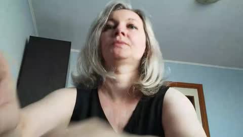 edithmanning online show from March 16, 5:55 am