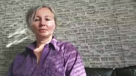 edithmanning online show from October 28, 7:31 am