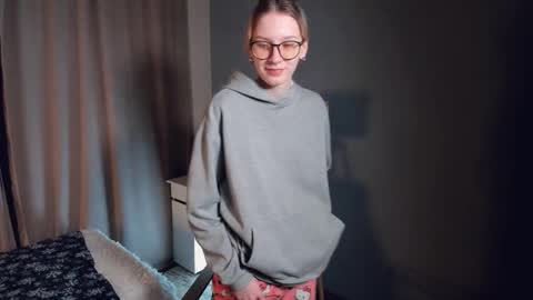 Nikki online show from January 18, 1:25 am