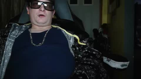 edwardaims_2please online show from December 5, 3:50 am