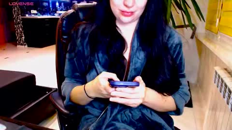 Effy online show from October 6, 6:37 pm