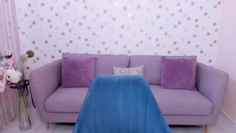 Effy online show from February 26, 6:51 am