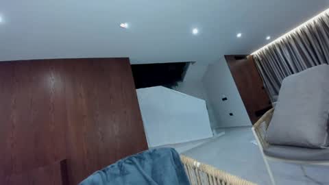 Erik and Alice online show from April 13, 3:55 am