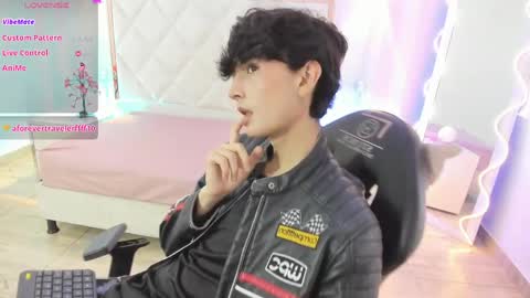 eidan_tay online show from March 31, 8:09 pm