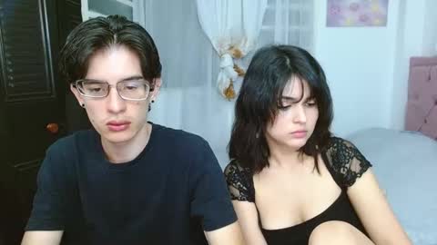 eimy_andres online show from September 18, 10:41 am