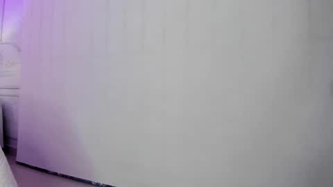 eimy_grey4u online show from February 17, 3:27 am