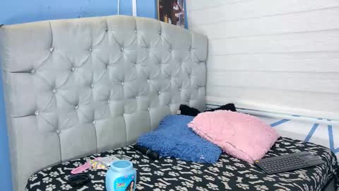 eimy_hot18 online show from February 7, 5:05 pm