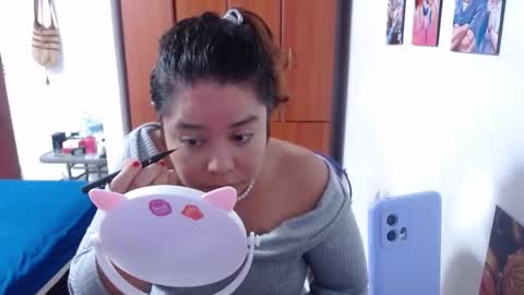 eimy_saenzz online show from January 10, 10:59 pm