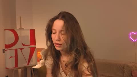 eira_kilian online show from November 25, 6:45 am