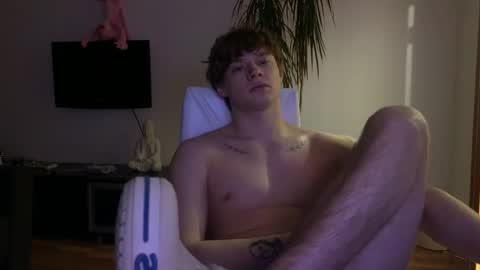 Eitan online show from March 6, 7:10 pm