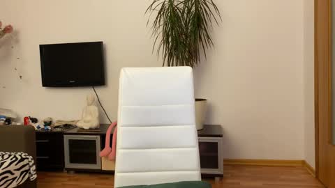 Eitan online show from February 1, 11:42 am