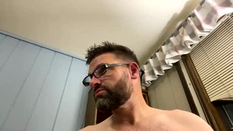 Snapshot of ejbooker11 chatting on October 27, 4:45 am PiedPiper online show from October 27, 4:45 am