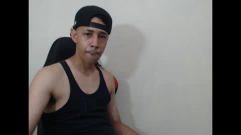 Instagram BelowAbajo online show from May 28, 3:48 am